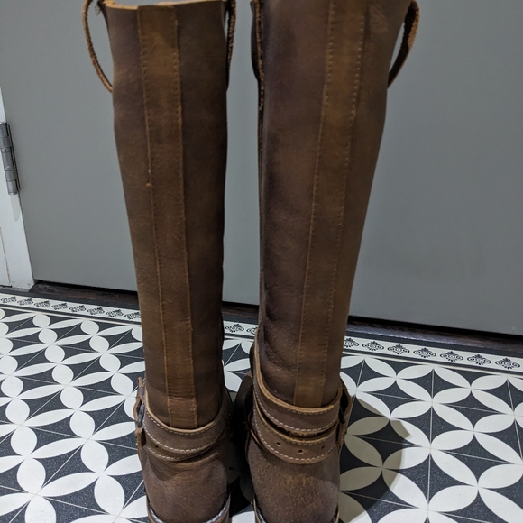 Brown Roots leather knee-high boots - Picture 3 of 5